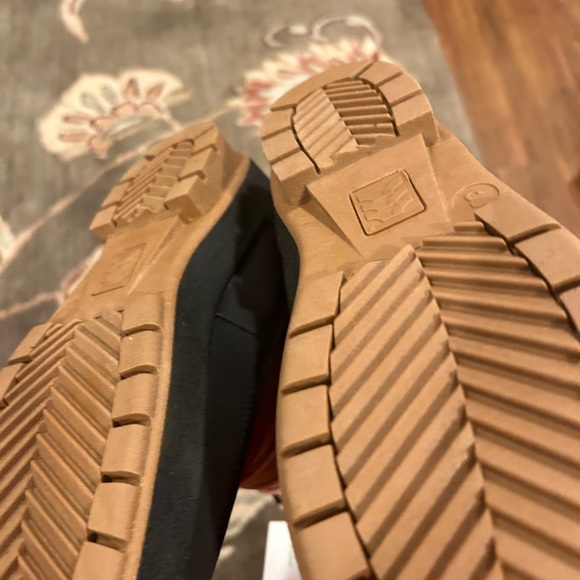 Snow boots size 3 - Picture 4 of 4